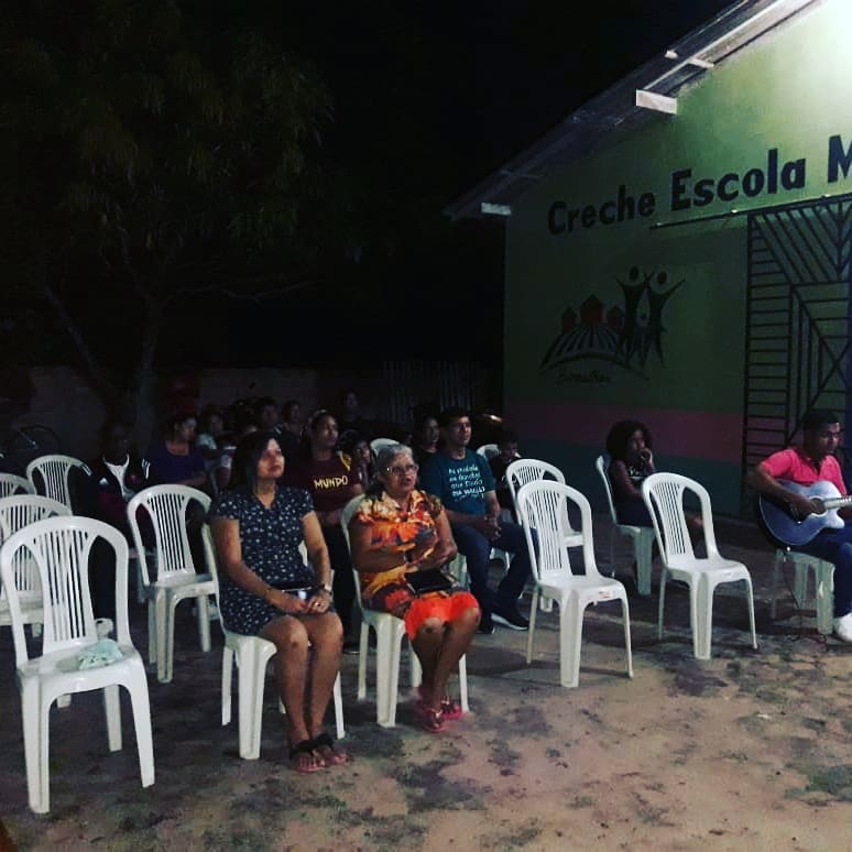 Culto em nossa base em Borralhos! Pregar é nossa maior alegria.