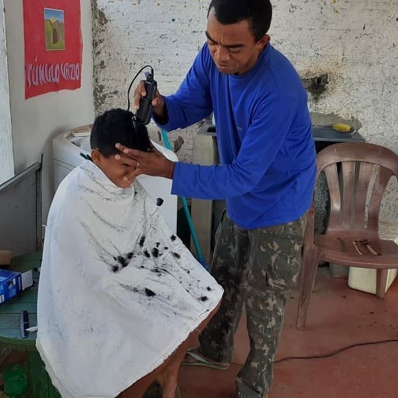 Nunca foi só pregação! Se precisa ser feito, faz parte da missão. Missionários, avante! Projeto Campos Brancos em ação. Floresta / PI.