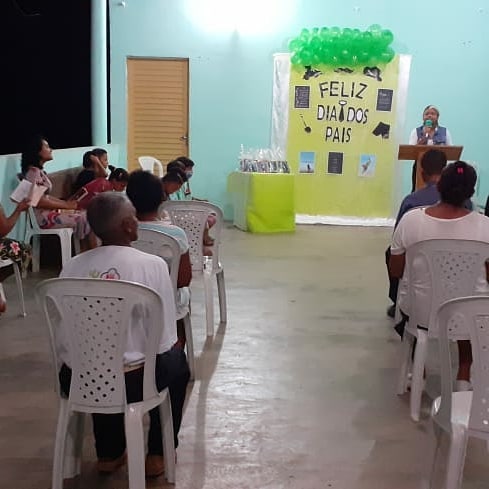 Aproveitamos todas as oportunidades para falar de Jesus. Comemoração do dia dos pais em Gurupá – PI . Foi lindo! Parabéns missionárias!