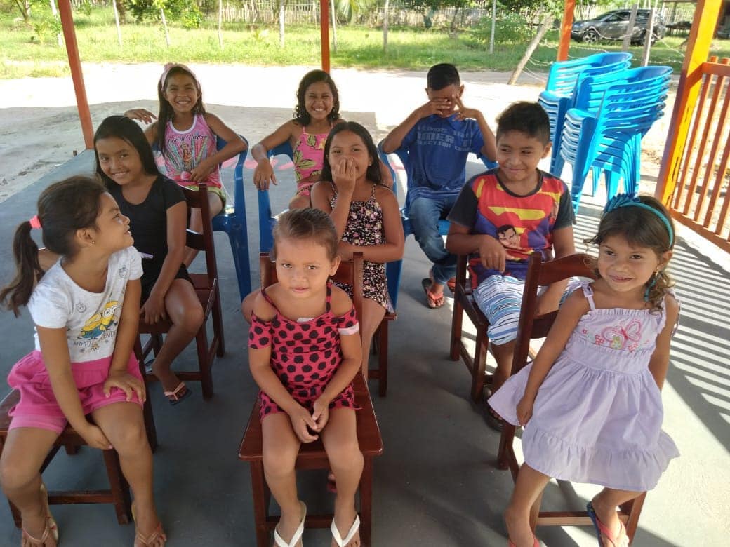 Olha que linda essa classe da E.B.D em Santa Helena. Somos portadores de uma palavra poderosa. Não podemos falhar com essa geração. Invista no reino!