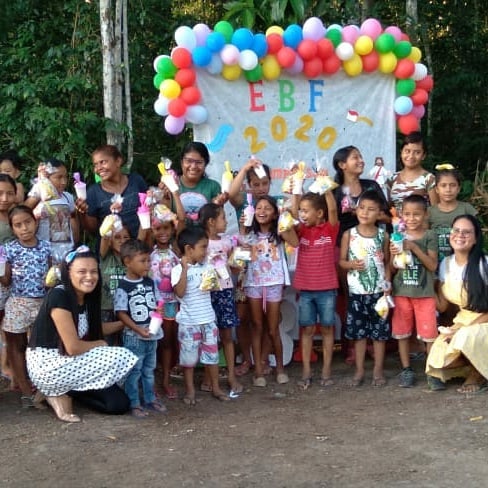 Deus está mudando a realidade desses lugares. Escola bíblica de férias no rio Anapú, vila Galena e Santa Luzia – Portel – Marajó. Meninas, perseverem. Vale a pena!