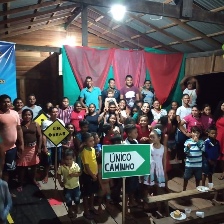 Deus está fazendo coisas grandes na comunidade Ribeirinha de São Tomé, no Marajó. Muitos tem sido alcançados pela palavra de Deus.