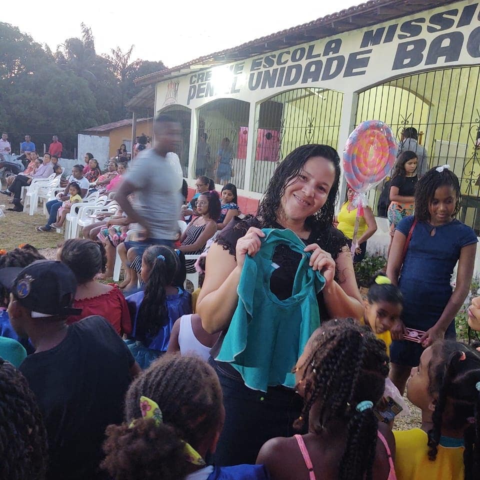 Parabéns missionária do Projeto Campos Brancos @gracianorte pela extraordinária programação realizada no quilombo. Cada foto pinga amor e dedicação!