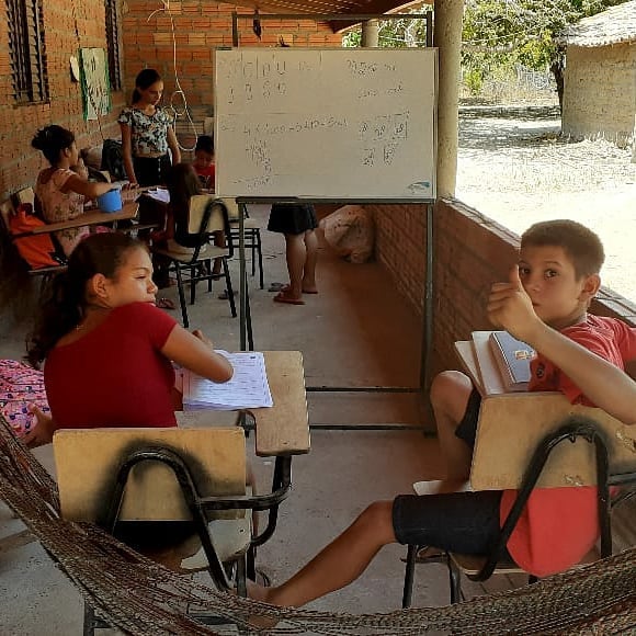 Os missionários Jonatas e Amanda estão alfabetizando e discipulando nas comunidades sertanejas do Piauí. Floresta, Teixeira, Buritizinho e Vila nova são de Jesus!