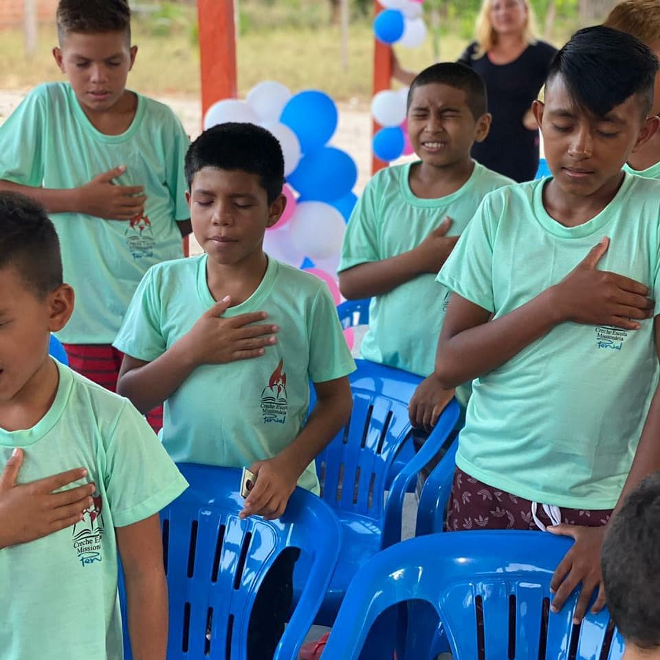 Que programação sensacional! Dia das crianças na vila de Santa Helena – Pará. Um dia que os pequenos príncipes e princesas tiveram um encontro com seu Rei: Jesus!