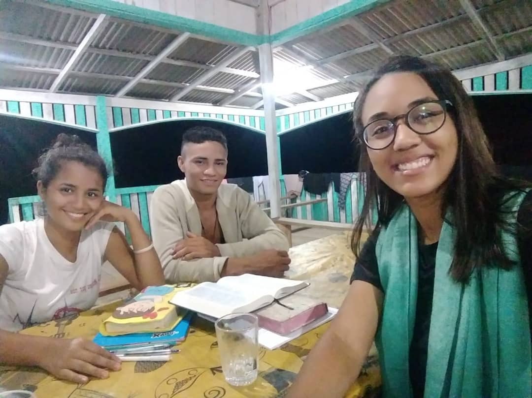 Ontem tivemos o segundo encontro de estudo bíblico, o tema foi: Escolha ser aprovado por Deus e não por homens. João 12:42